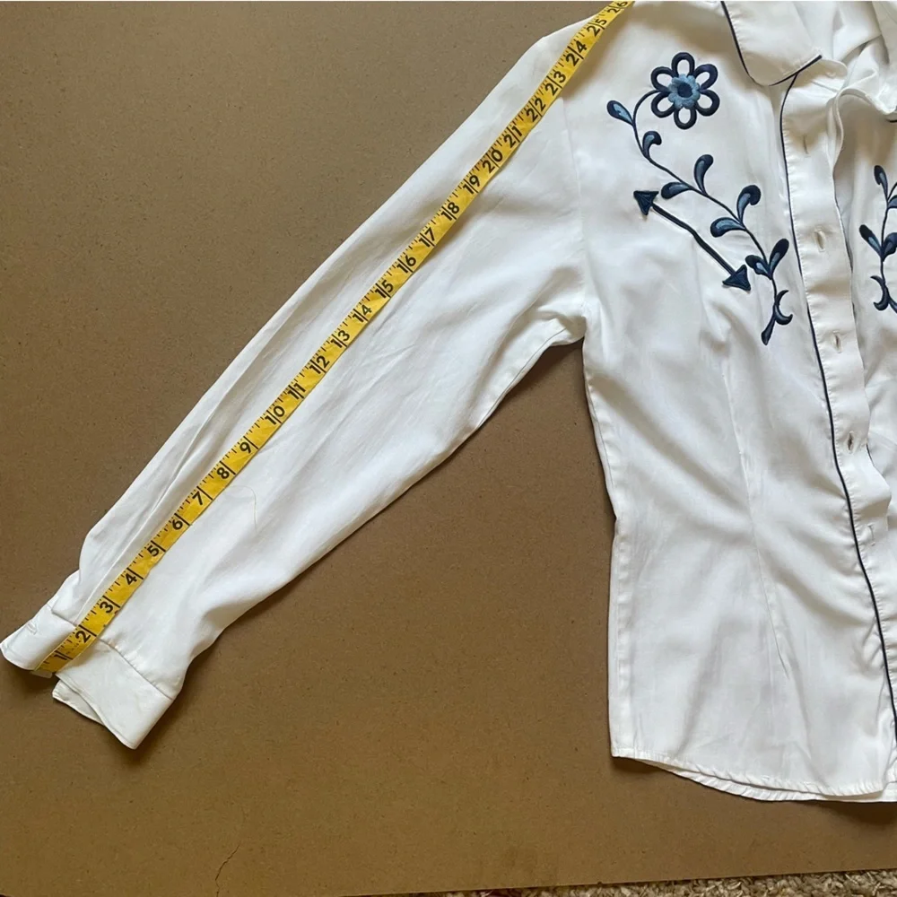 Vintage Embroidered Button Down - Picture 7 of 11